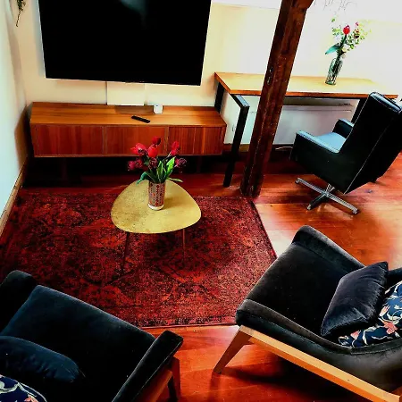 Loft De La Raquette Монс