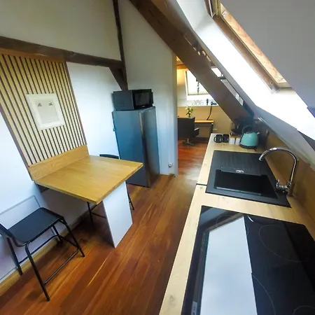 Loft De La Raquette * 몽스